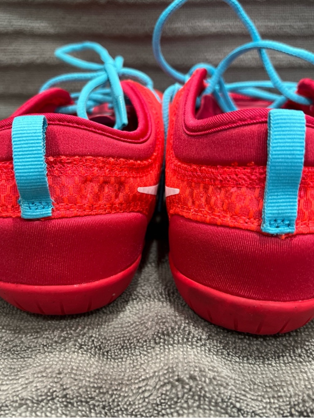 Nike Orange and White WMNS Free 1.0 Cross Bionic Box Label - Picture 3 of 7